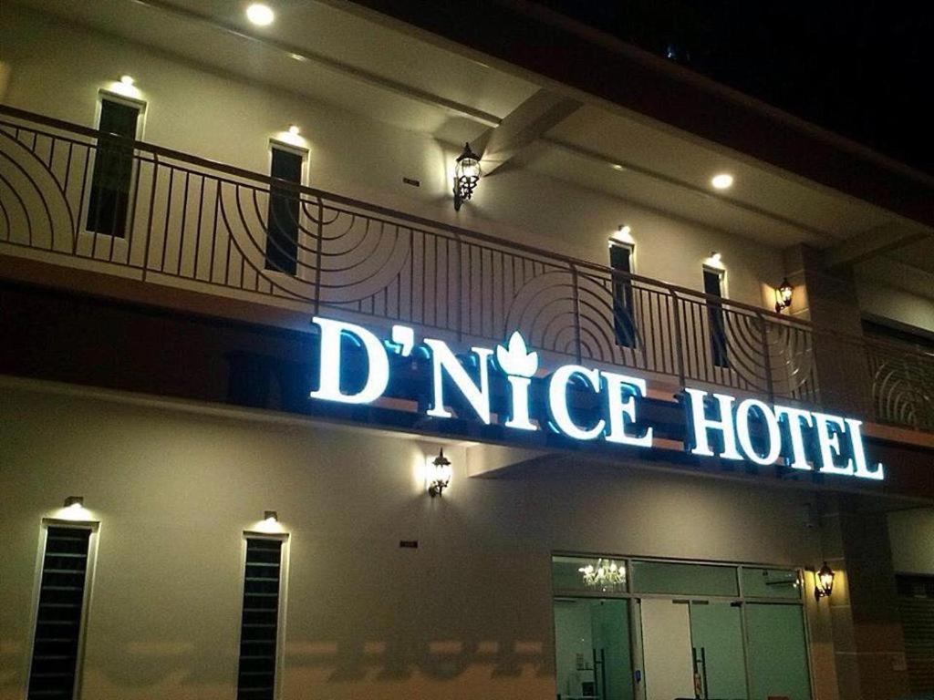 D Nice Hotel Bayan Lepas Exterior foto